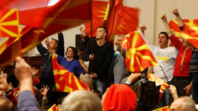 EU, U.S. Condemn Storm of Parliament in Republic of Macedonia