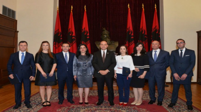 Albanian Parliament Approves Pre-Election Cabinet Shakeup