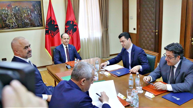 Albania Political Talks Fail to Produce Concrete Agreement – Dim hope until midnight