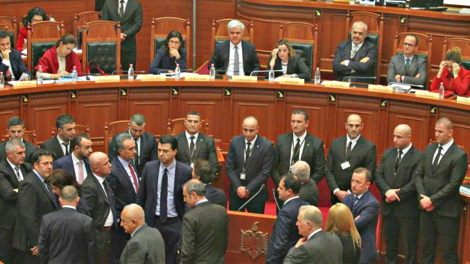 Albanian opposition blocks Parliament ahead of EU membership talks decision – Demands resignation of interior minister