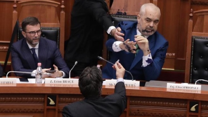 Albania – National Guard starts investigating ink-spraying incident in Parliament