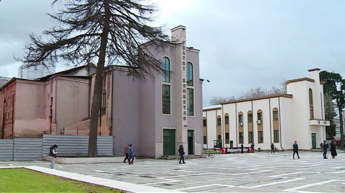 Albania – Fierce debates continue over the replacement of a landmark national theater building in the center of Tirana